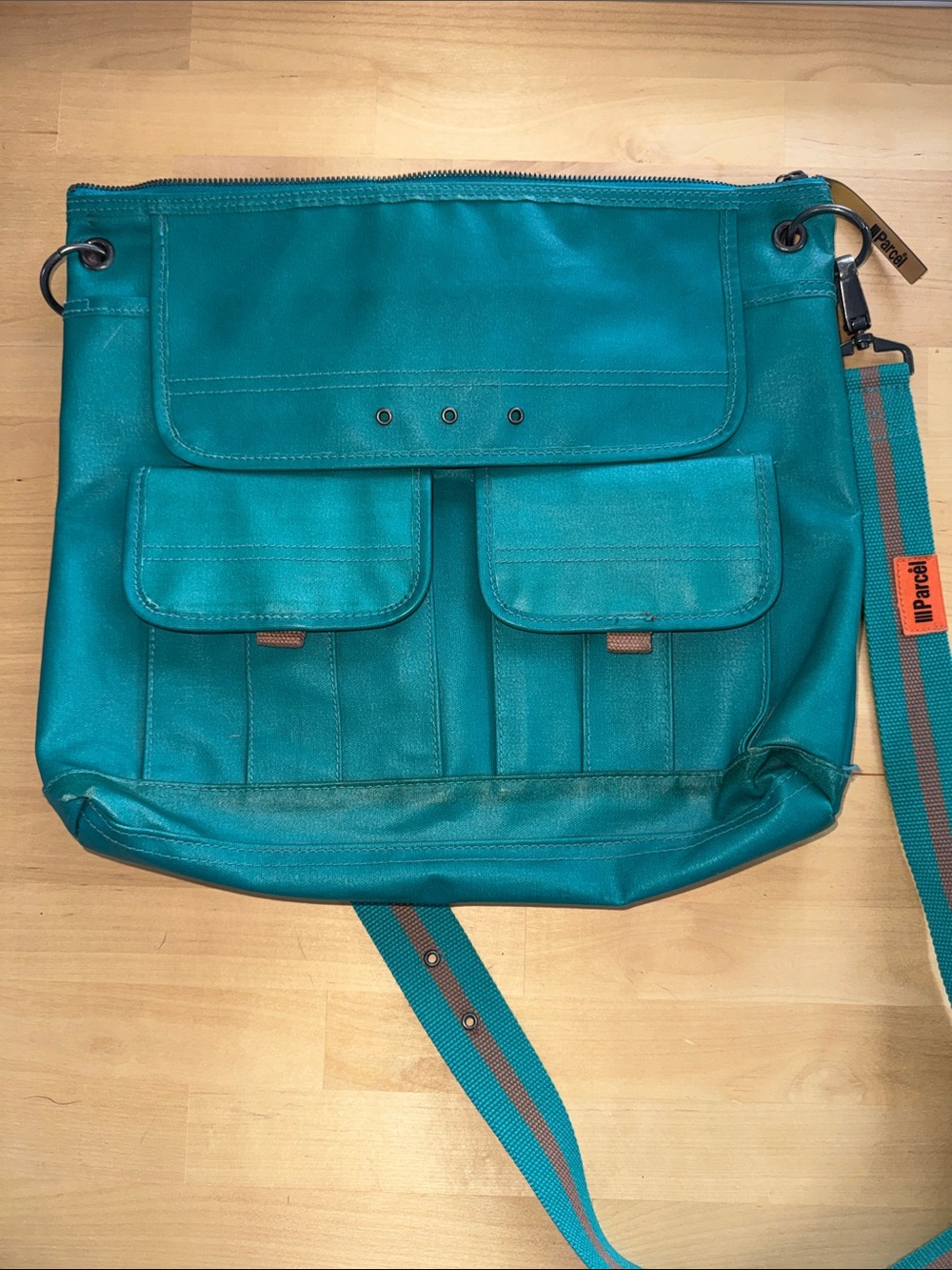 Vintage Parcel Crossbody Tote (Teal)